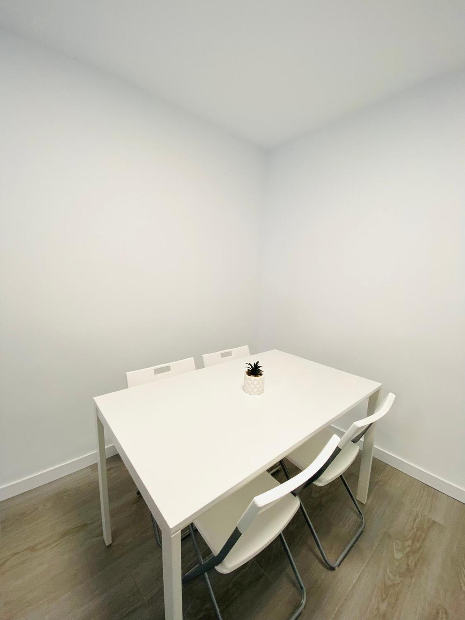 Apartamento En Malaga Junto A Estacion De Metro By Mo Esterno foto